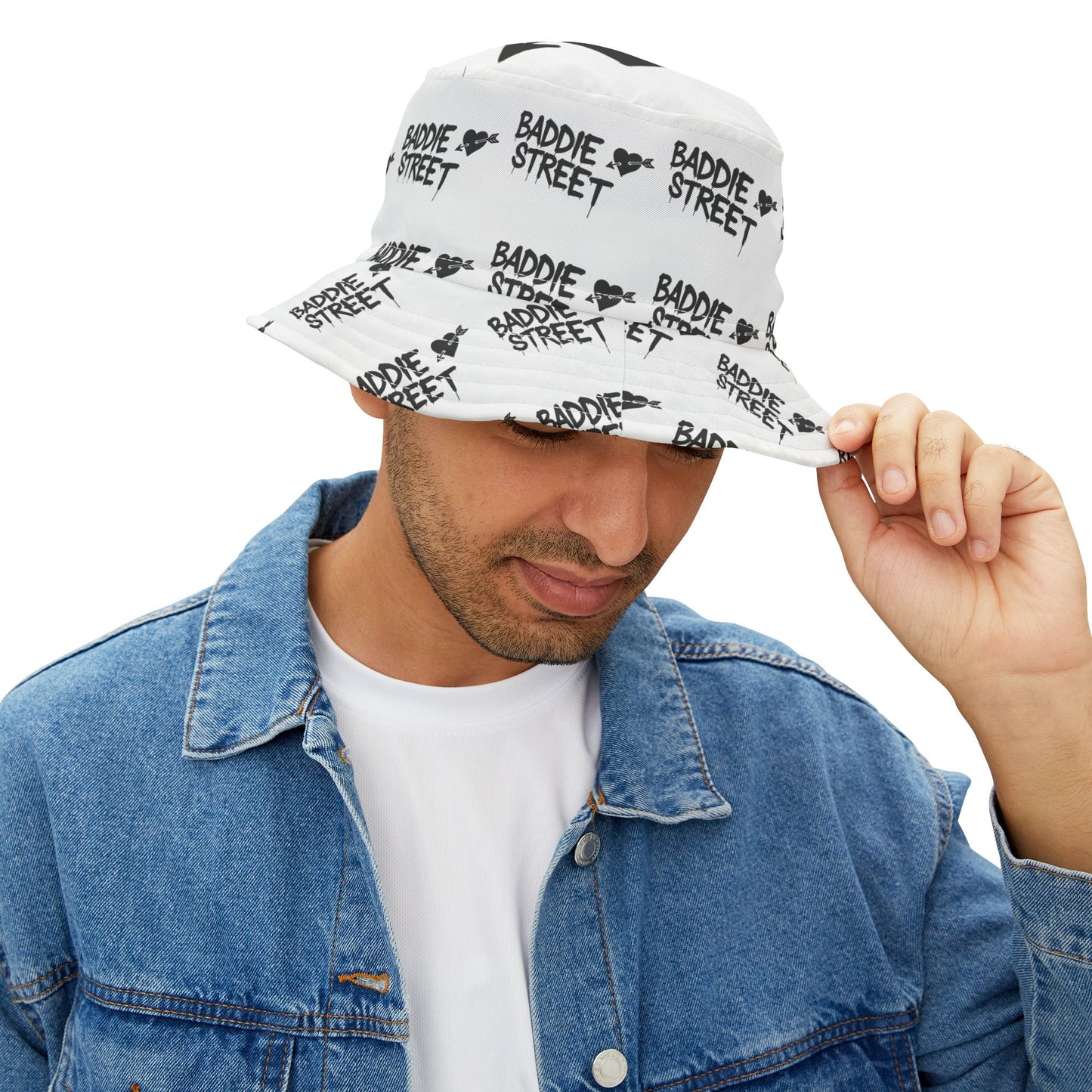 "Baddie Street" Arrow Heart White Bucket Hat